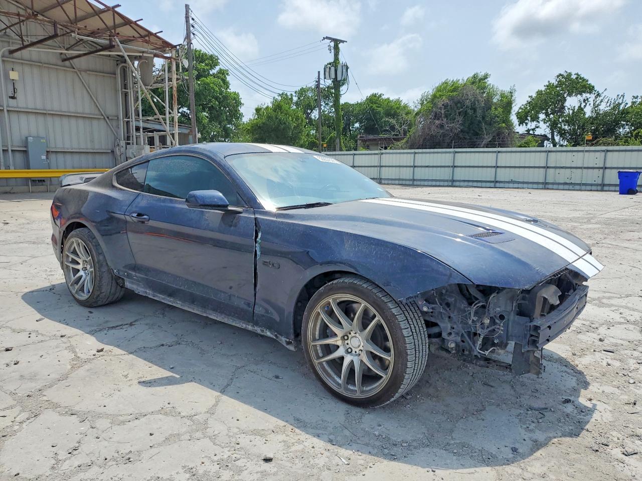 2019 Ford Mustang Gt - zdjęcie 4