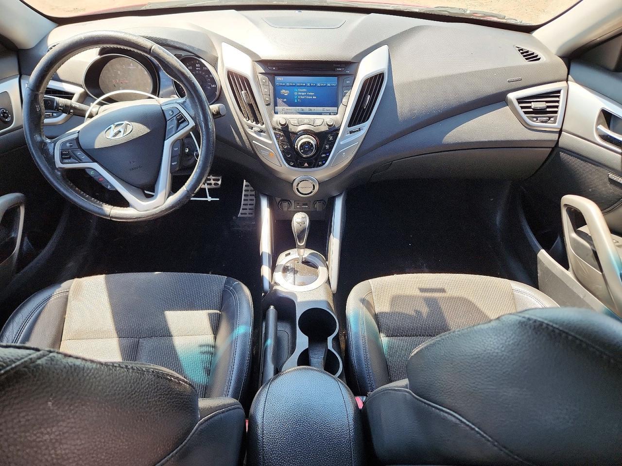 2013 Hyundai Veloster Base - zdjęcie 8