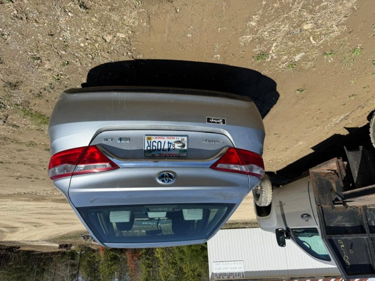 2016 Toyota Camry Hybrid Le - zdjęcie 3