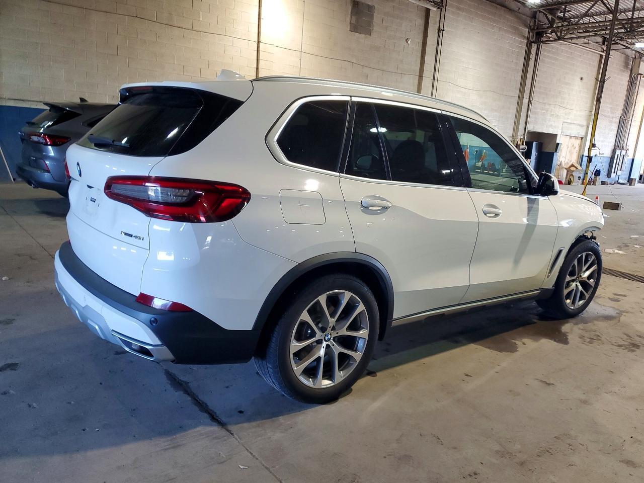 2019 BMW X5 xDrive40I - zdjęcie 3
