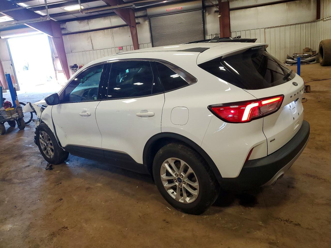 2022 Ford Escape Se - zdjęcie 2