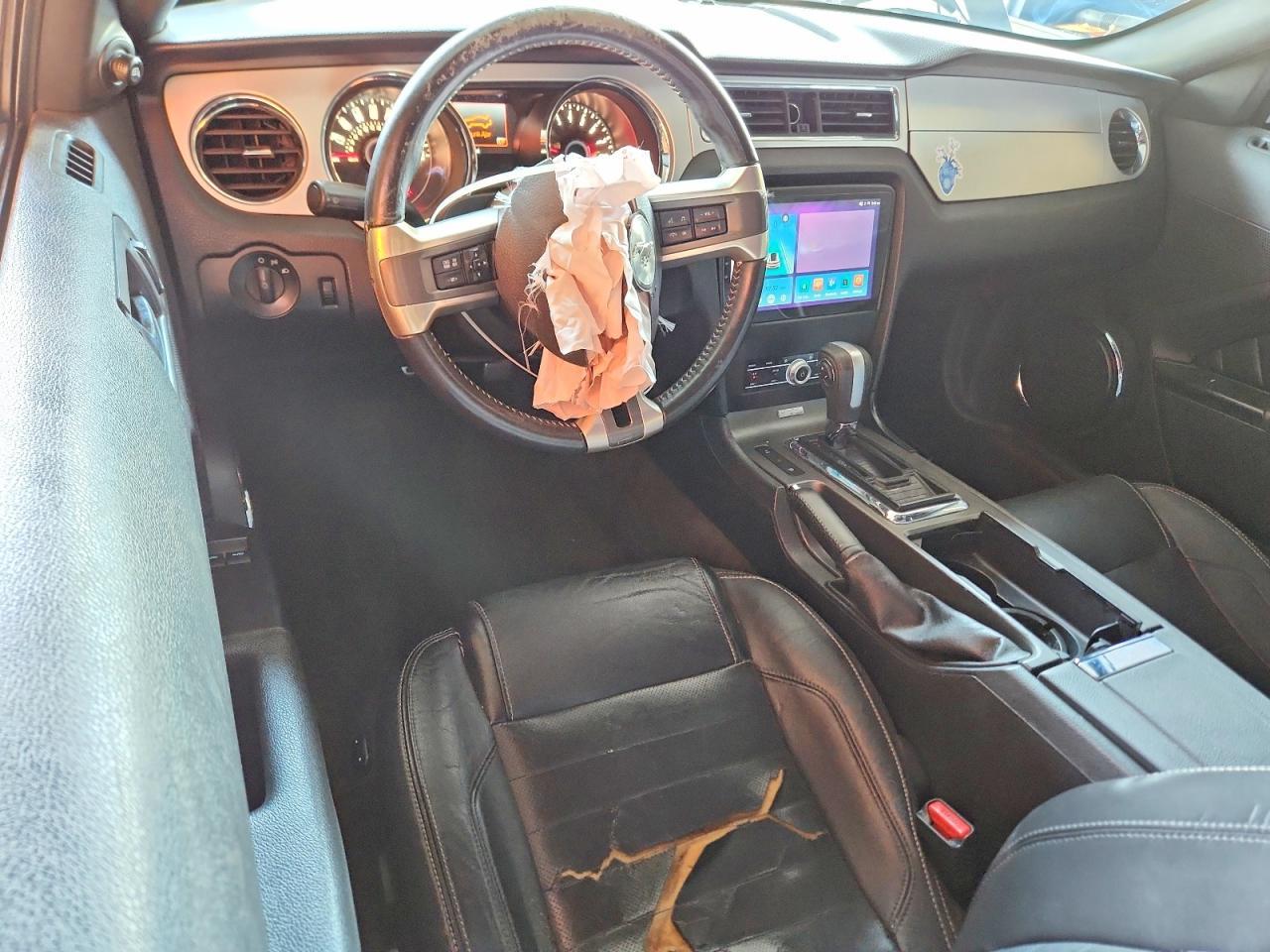 2014 Ford Mustang - zdjęcie 8