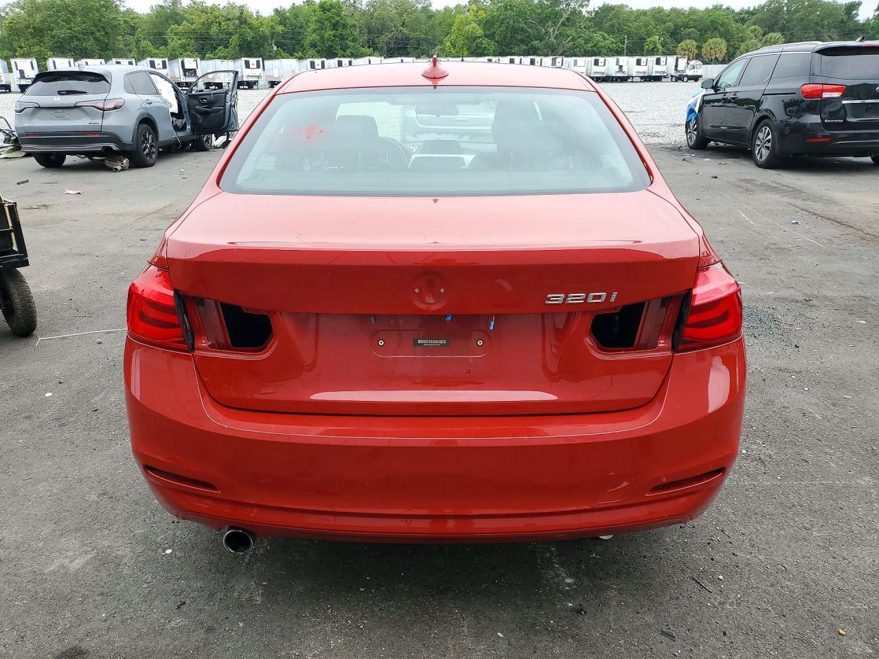 2018 BMW 320 I - zdjęcie 6