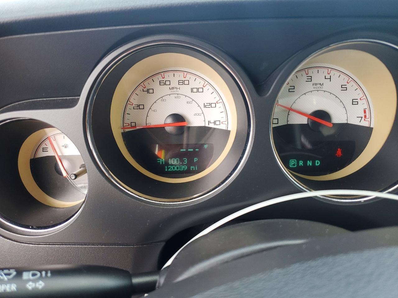 2014 Dodge Challenger Sxt - zdjęcie 9