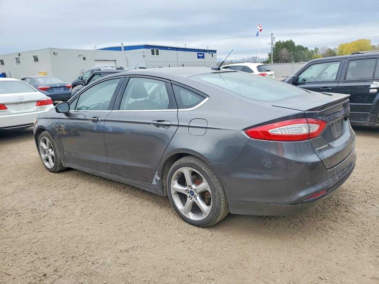 2016 Ford Fusion Se - zdjęcie 2