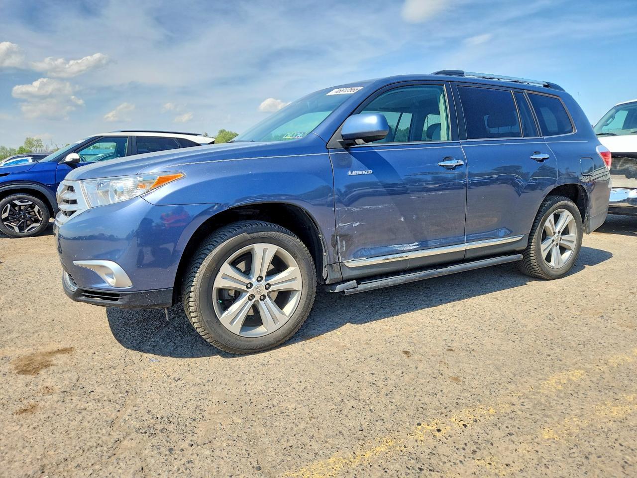 2013 Toyota Highlander Limited - zdjęcie główne