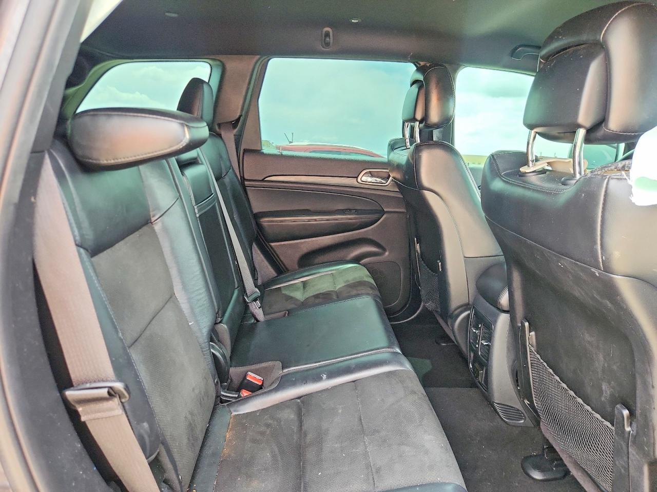 2019 Jeep Grand Cherokee Laredo - zdjęcie 11