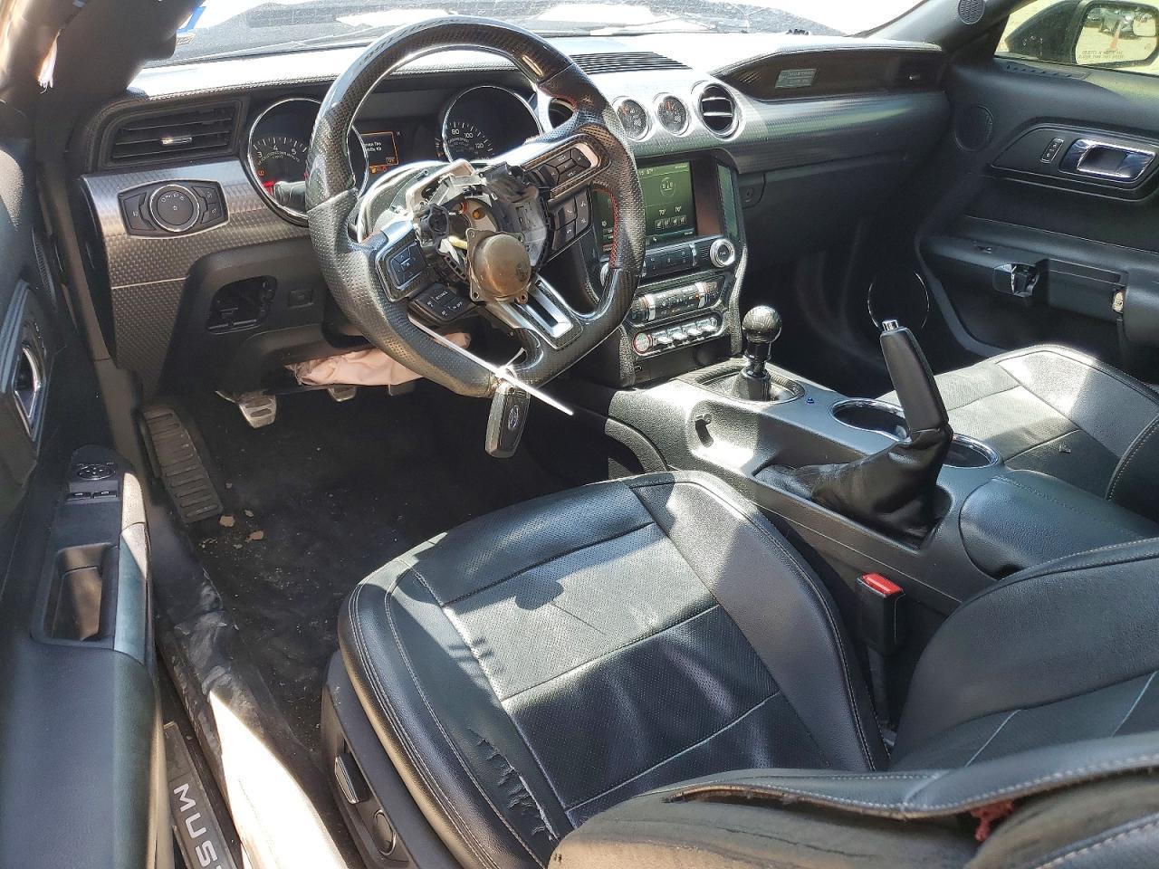 2015 Ford Mustang Gt - zdjęcie 8