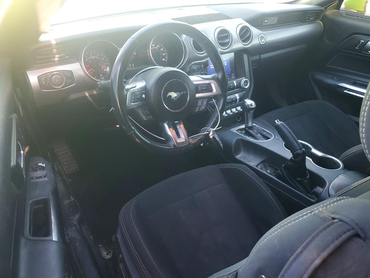 2020 Ford Mustang Gt - zdjęcie 8
