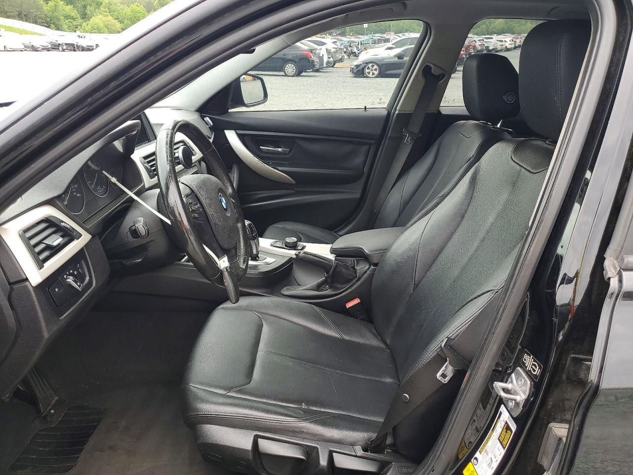 2015 BMW 320 I - zdjęcie 7