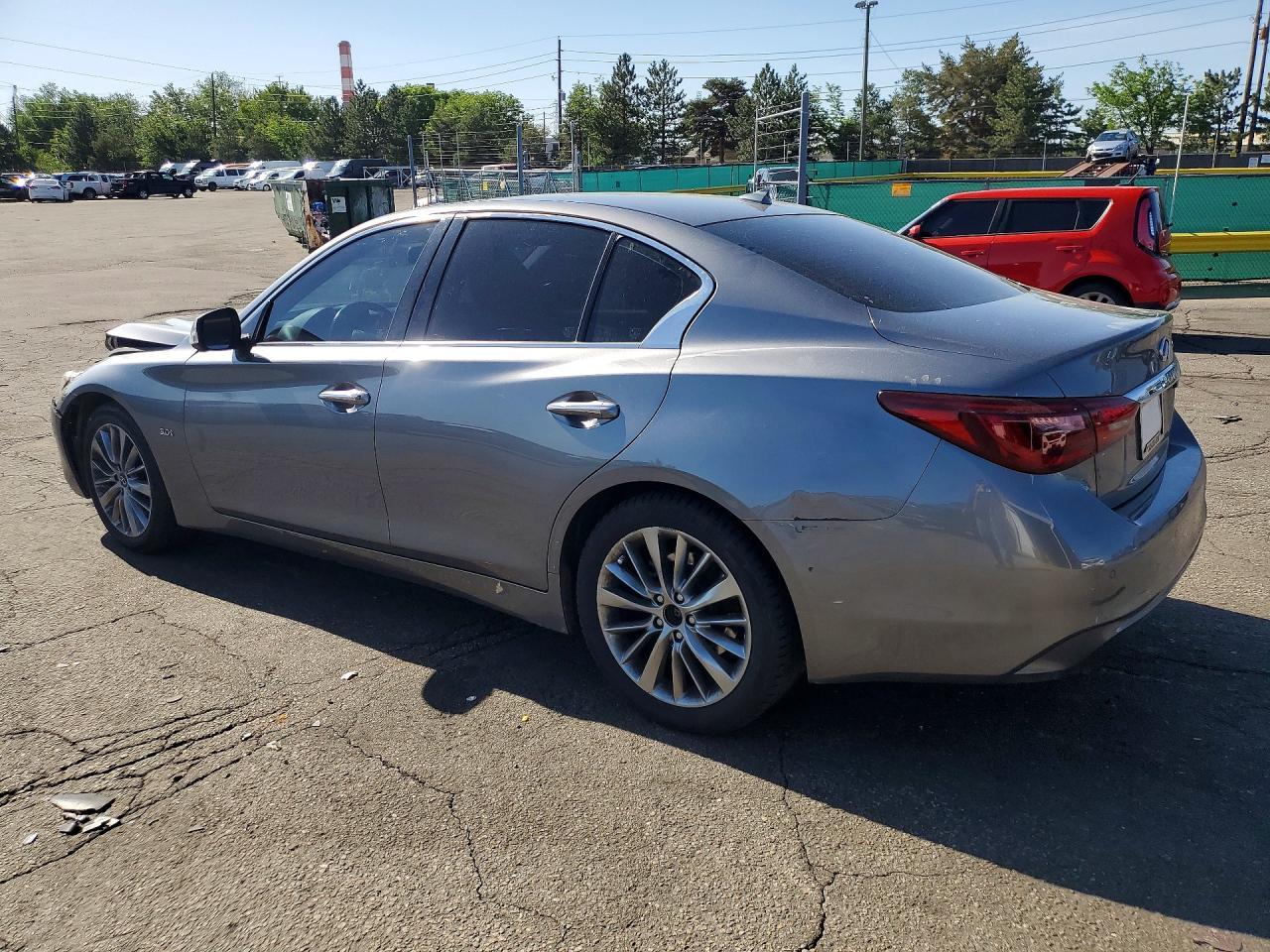 2019 Infiniti Q50 3.0T Luxe - zdjęcie 2