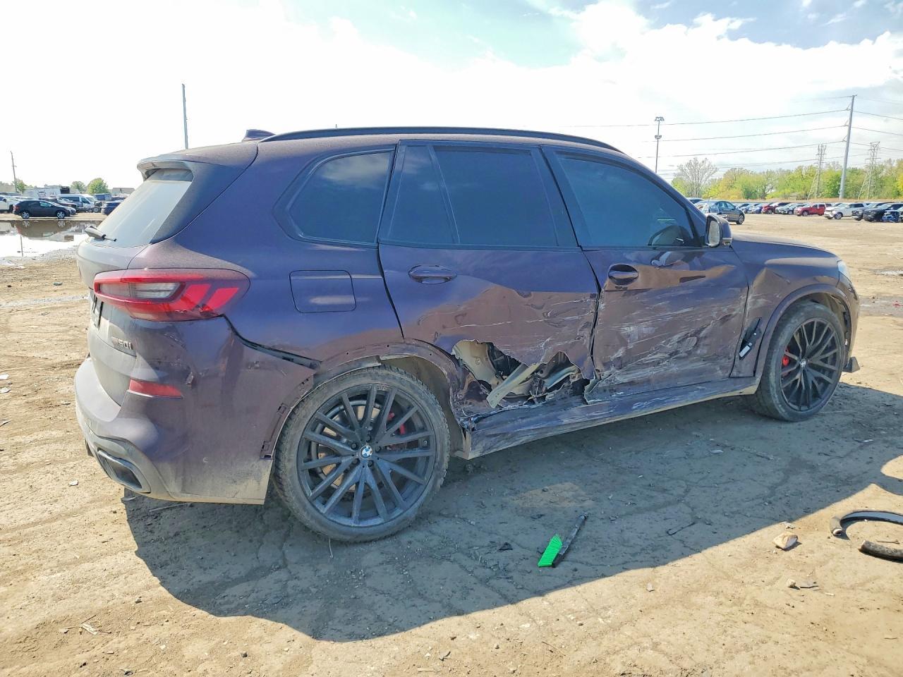 2021 BMW X5 M50I - zdjęcie 3