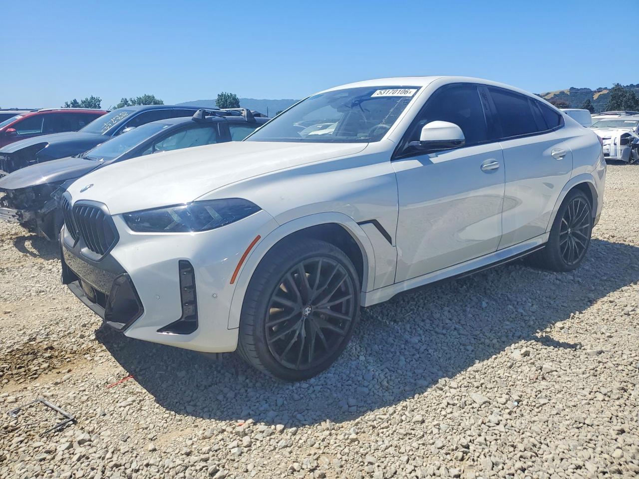 2024 BMW X6 xDrive40I - zdjęcie główne