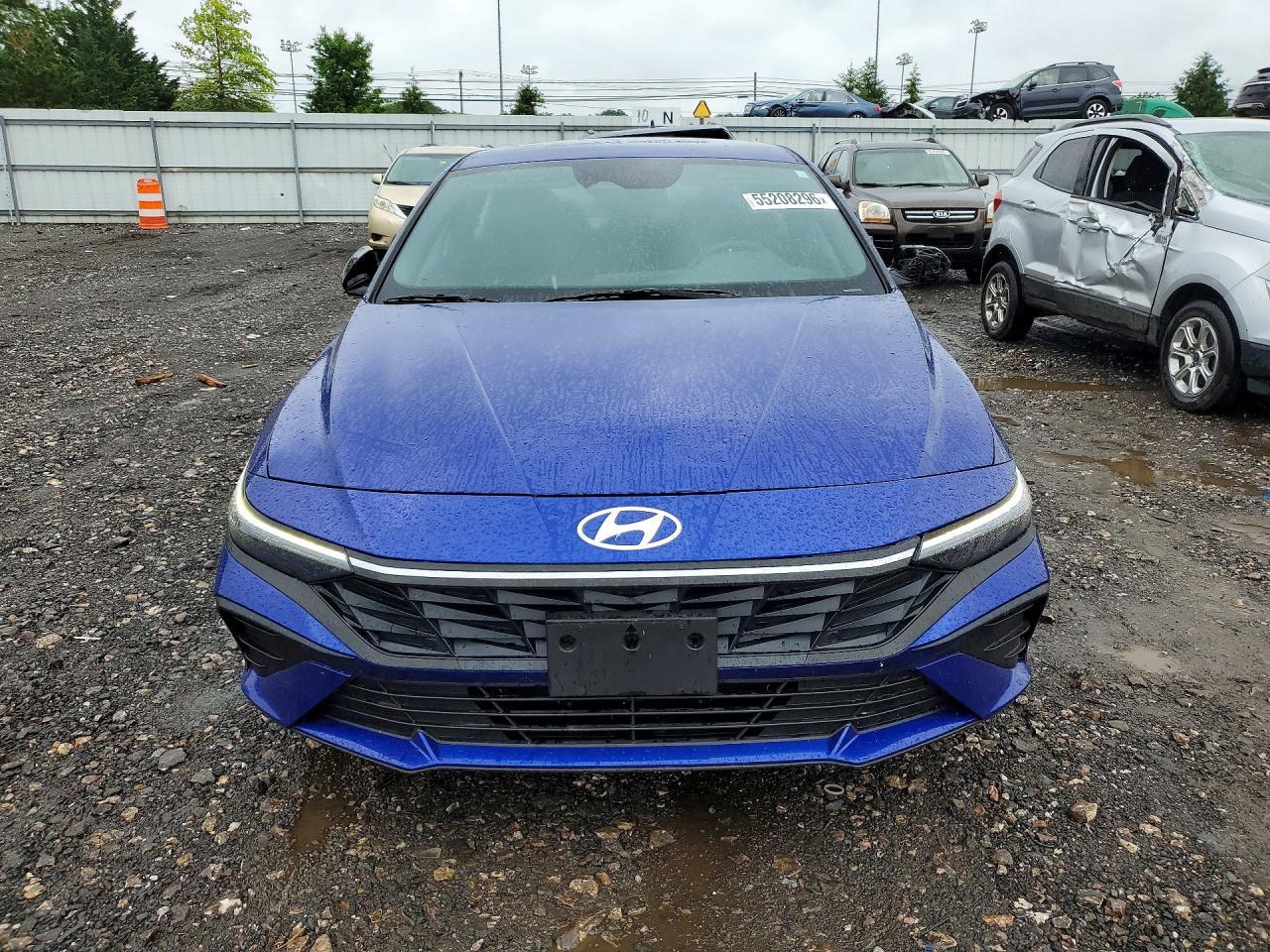 2025 Hyundai Elantra Sel Sport - zdjęcie 5