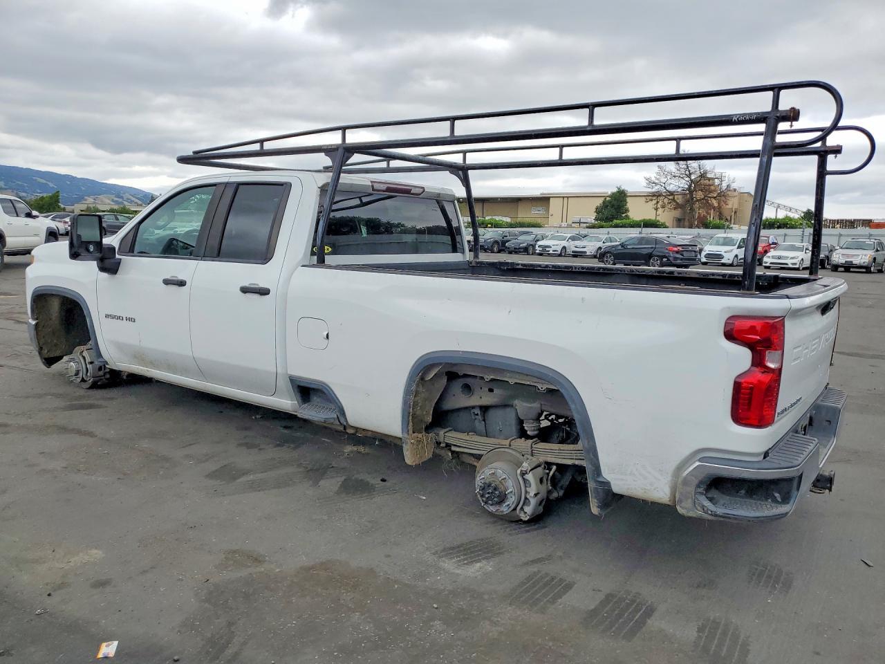 2020 Chevrolet Silverado K2500 Heavy Duty - zdjęcie 2