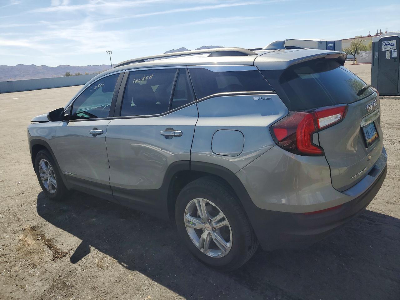 2023 GMC Terrain Sle - zdjęcie 2