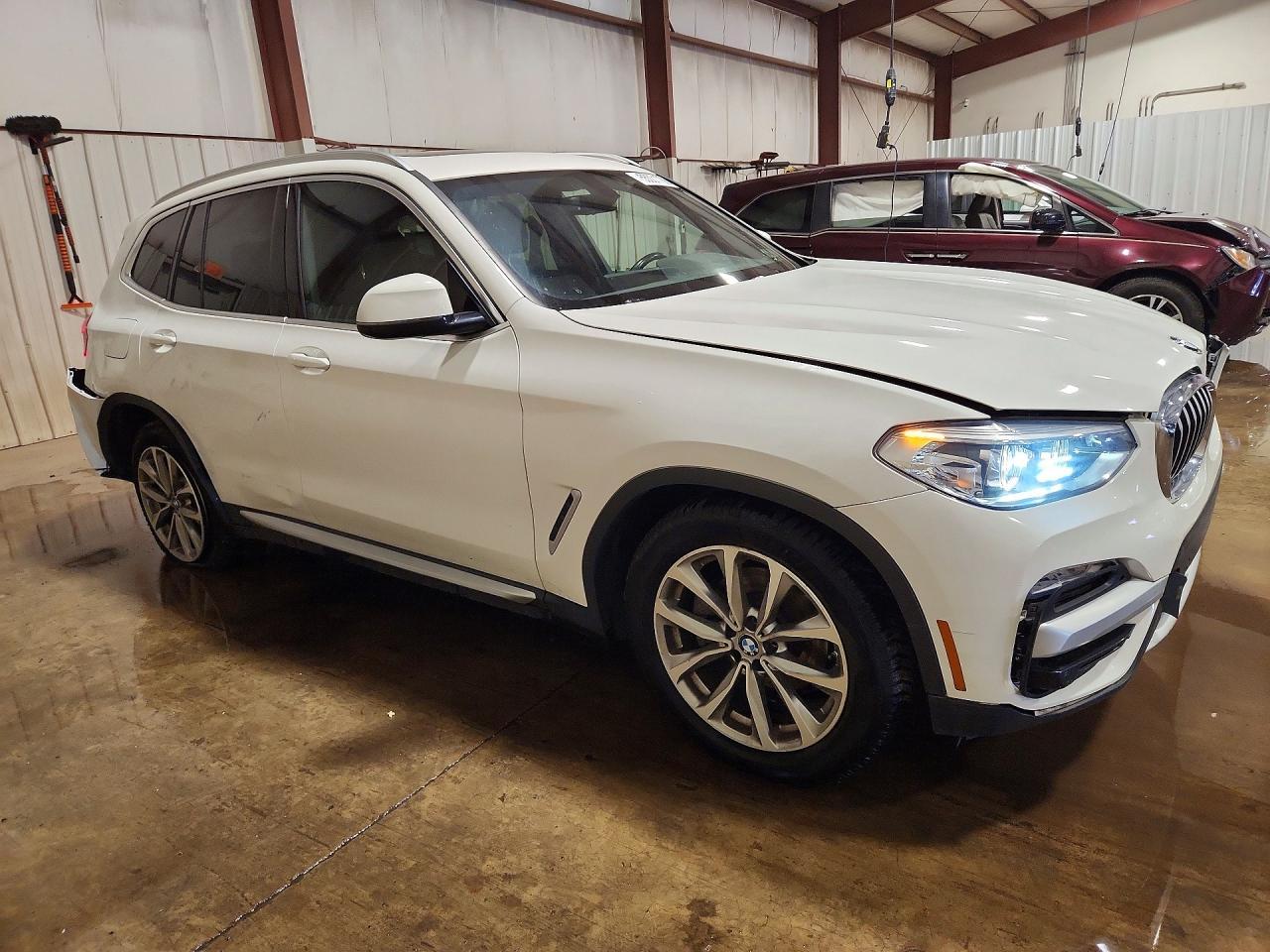 2018 BMW X3 xDrive30I - zdjęcie 4