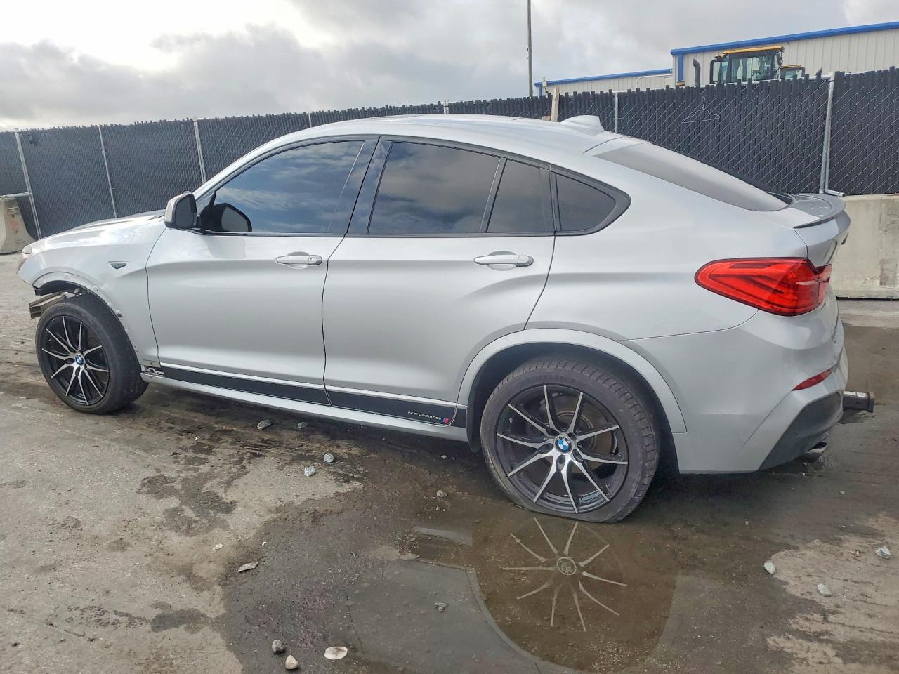 2017 BMW X4 xDrivem40I - zdjęcie 2