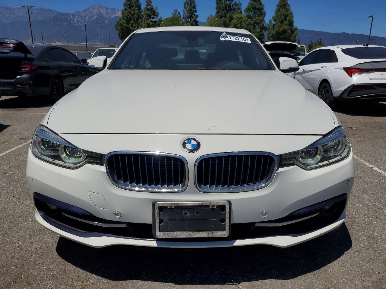 2017 BMW 330E - zdjęcie 5
