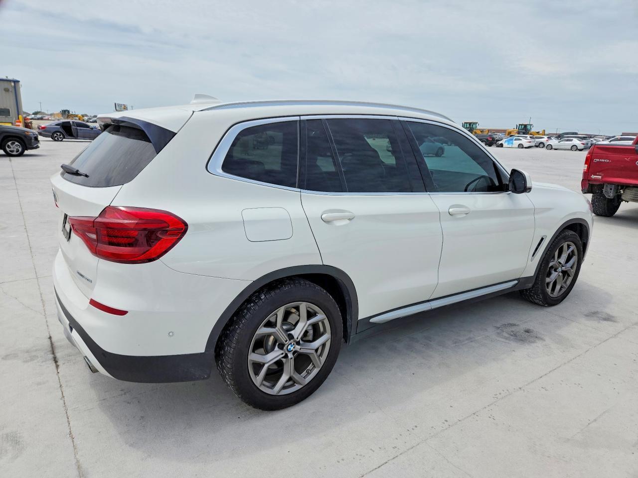 2020 BMW X3 Sdrive30I - zdjęcie 3
