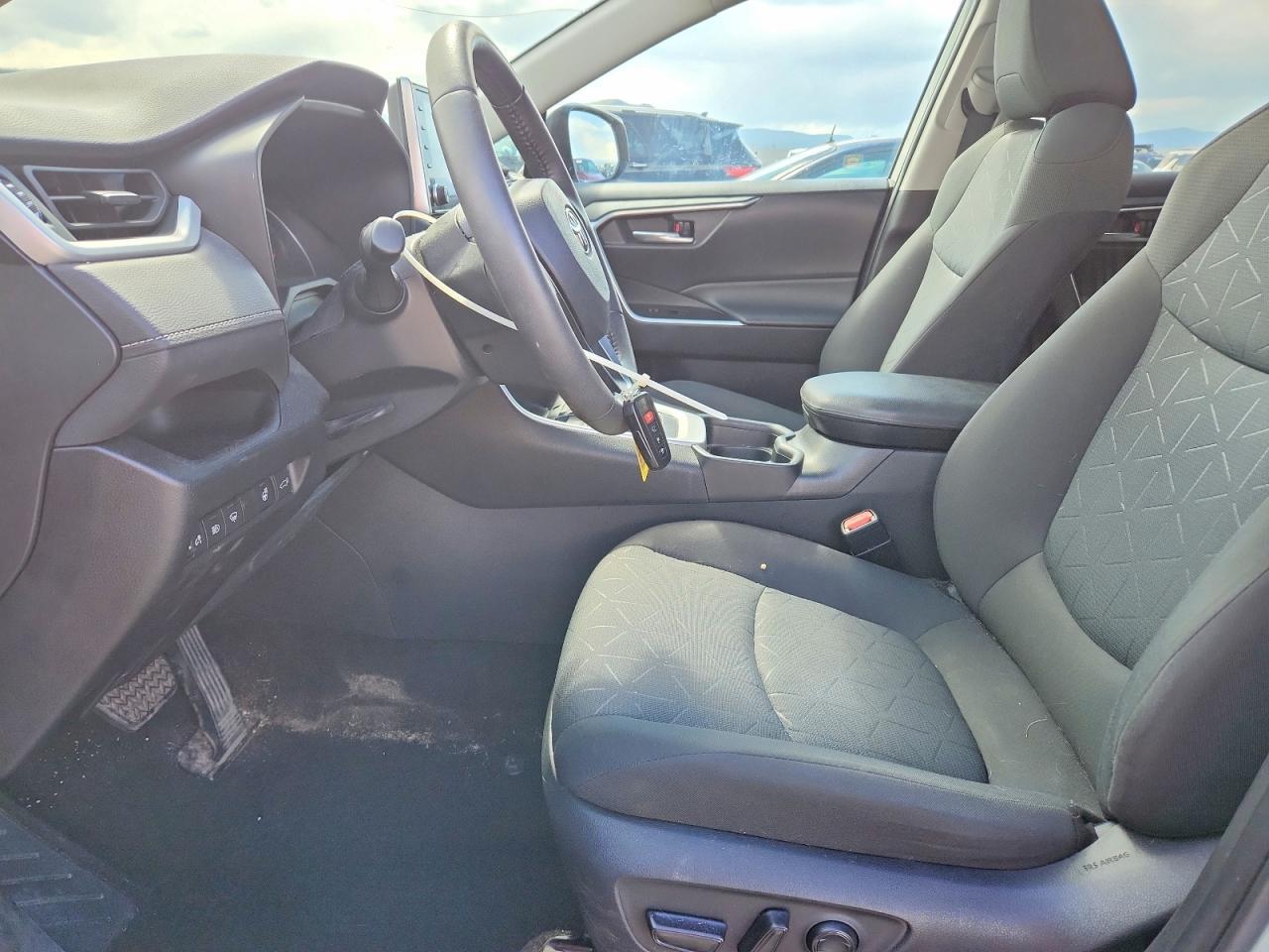 2021 Toyota Rav4 Xle - zdjęcie 7