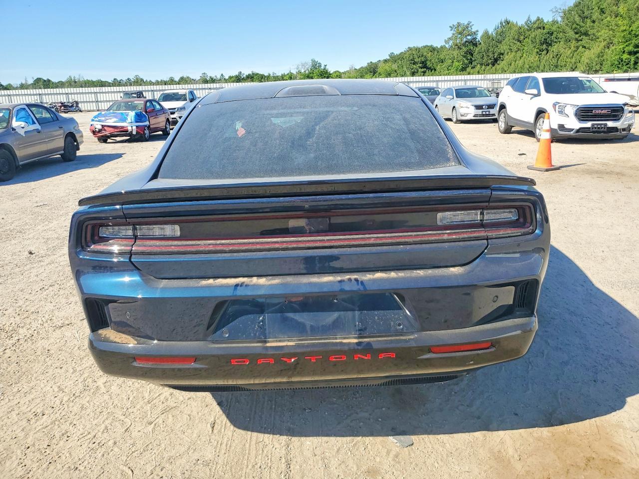 2025 Dodge Charger Daytona Scat Pack - zdjęcie 6