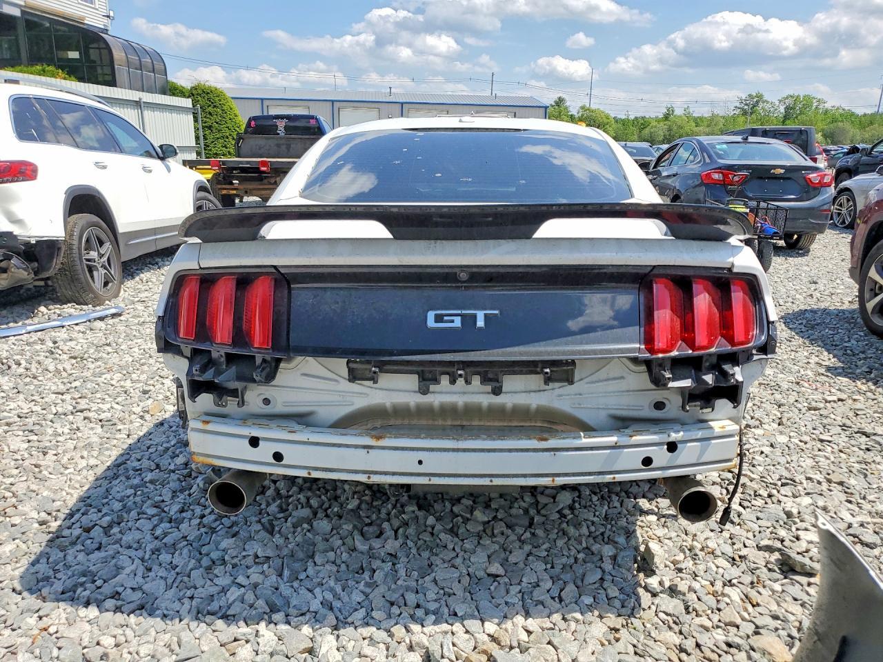 2017 Ford Mustang Gt - zdjęcie 6