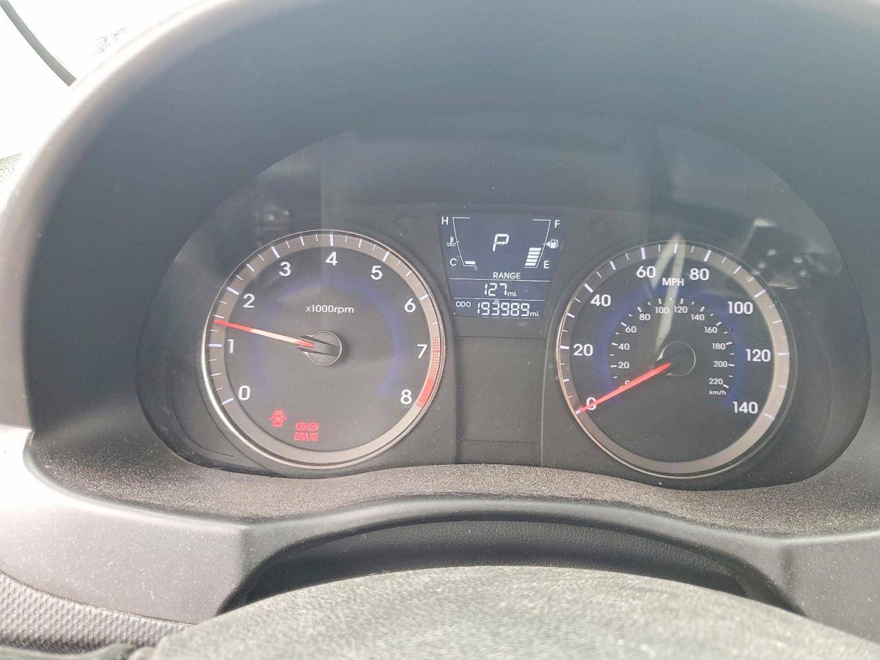 2013 Hyundai Accent Se - zdjęcie 9