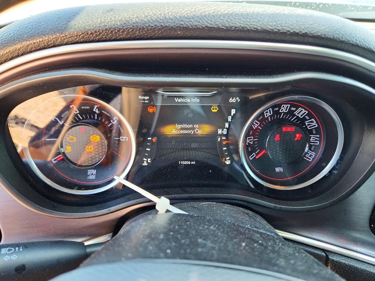 2017 Dodge Challenger Sxt - zdjęcie 9