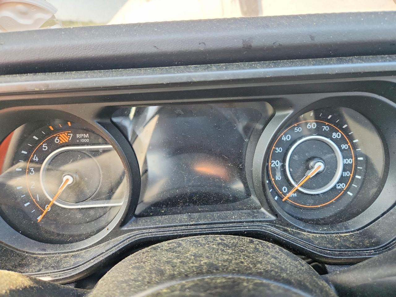 2025 Jeep Wrangler Sahara - zdjęcie 9