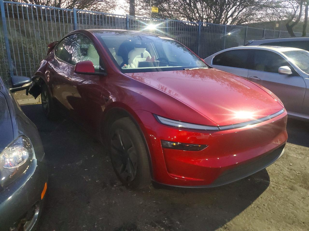 2026 Tesla Model Y - zdjęcie 4