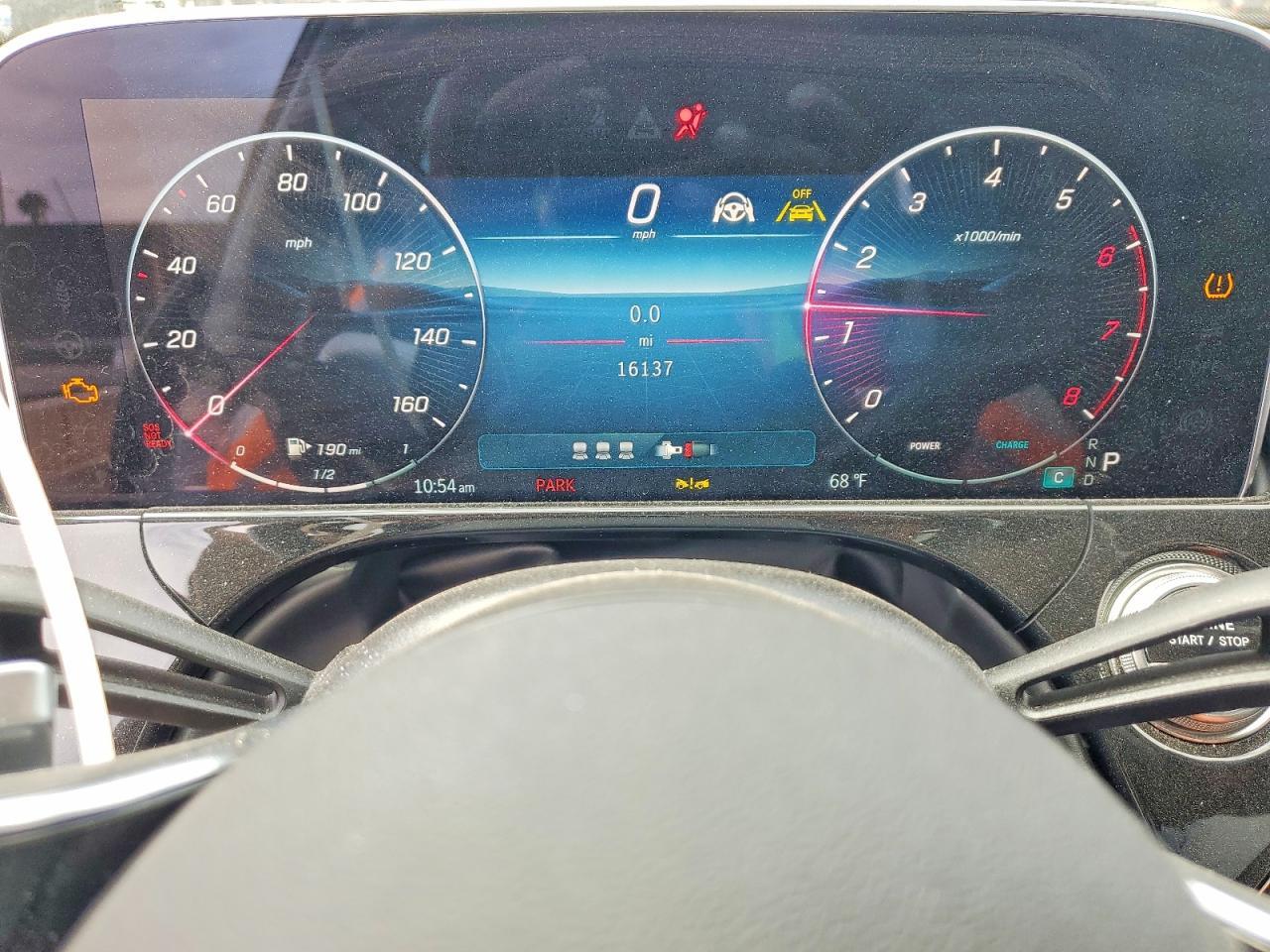 2025 Mercedes-Benz E 450 4Matic - zdjęcie 9