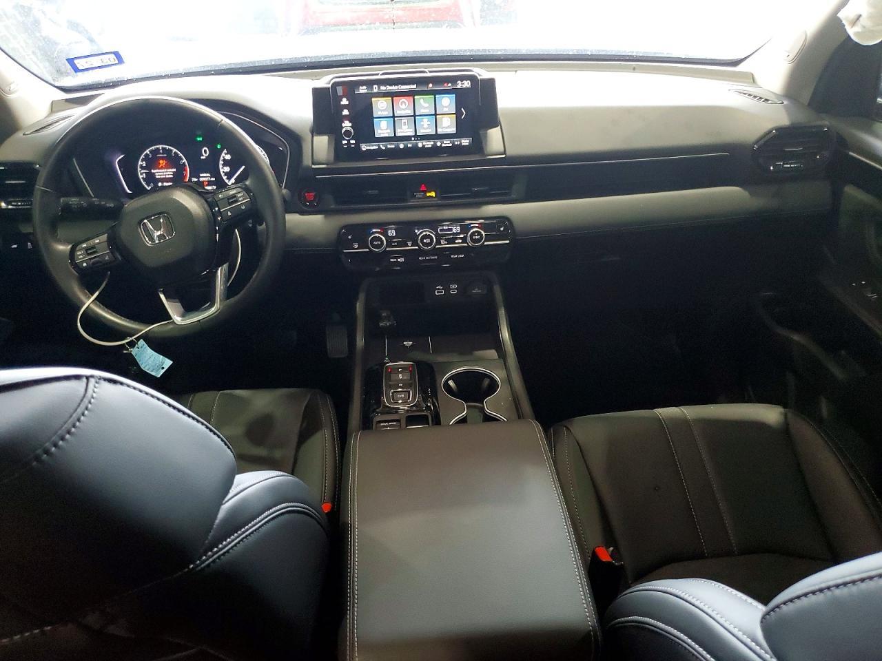 2025 Honda Pilot Touring - zdjęcie 8