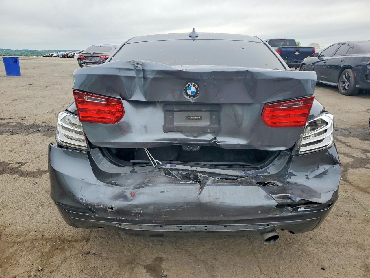 2013 BMW 328 I - zdjęcie 6