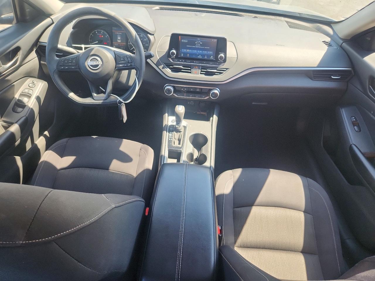 2024 Nissan Altima S - zdjęcie 8