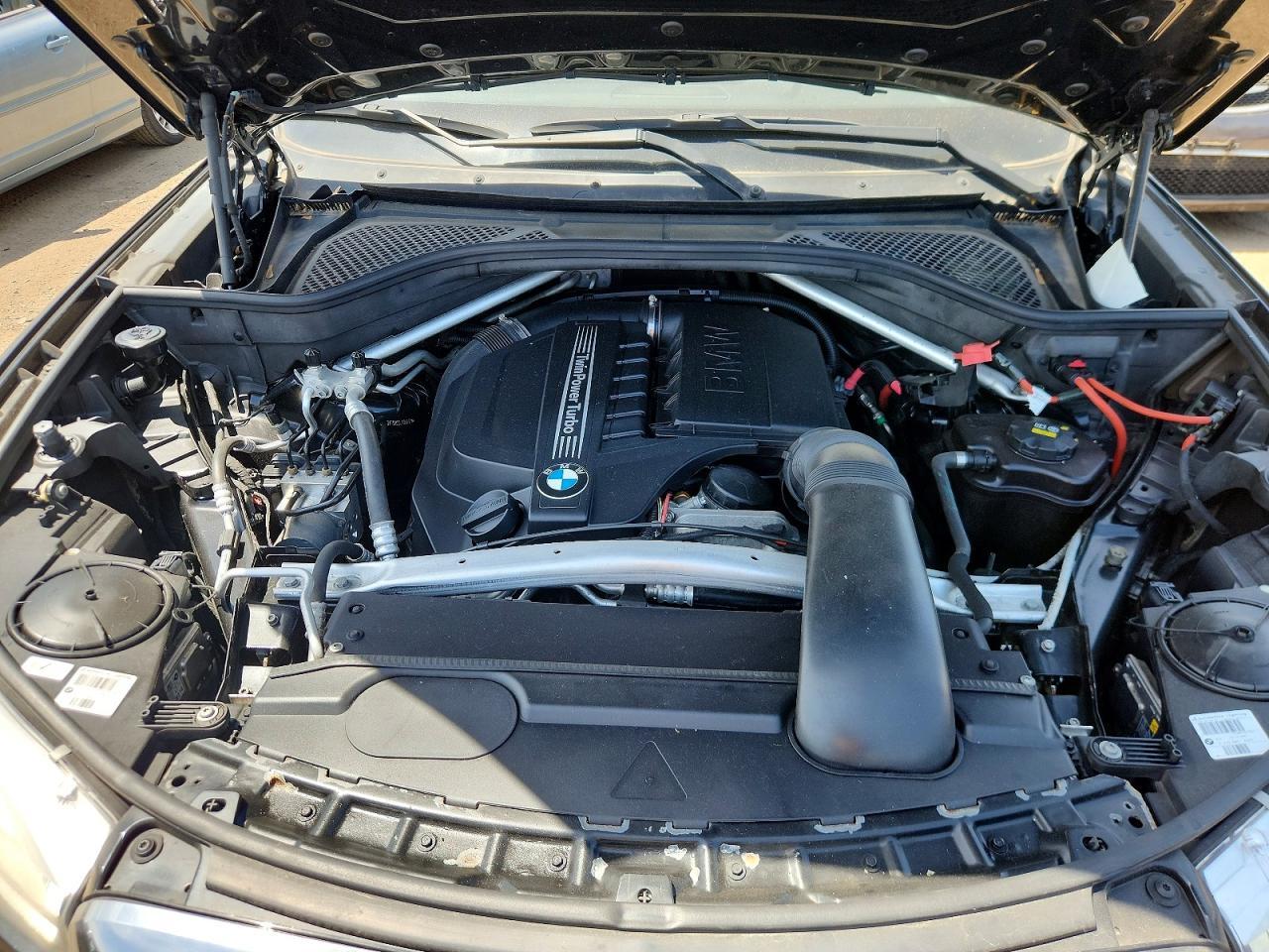 2015 BMW X5 - zdjęcie 11