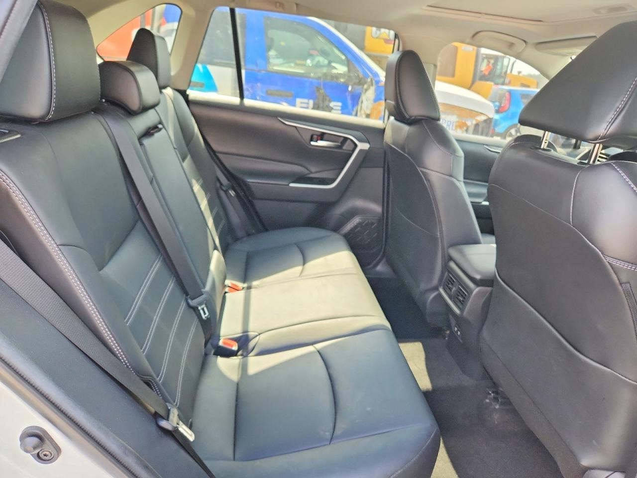 2021 Toyota Rav4 Xle Premium - zdjęcie 11
