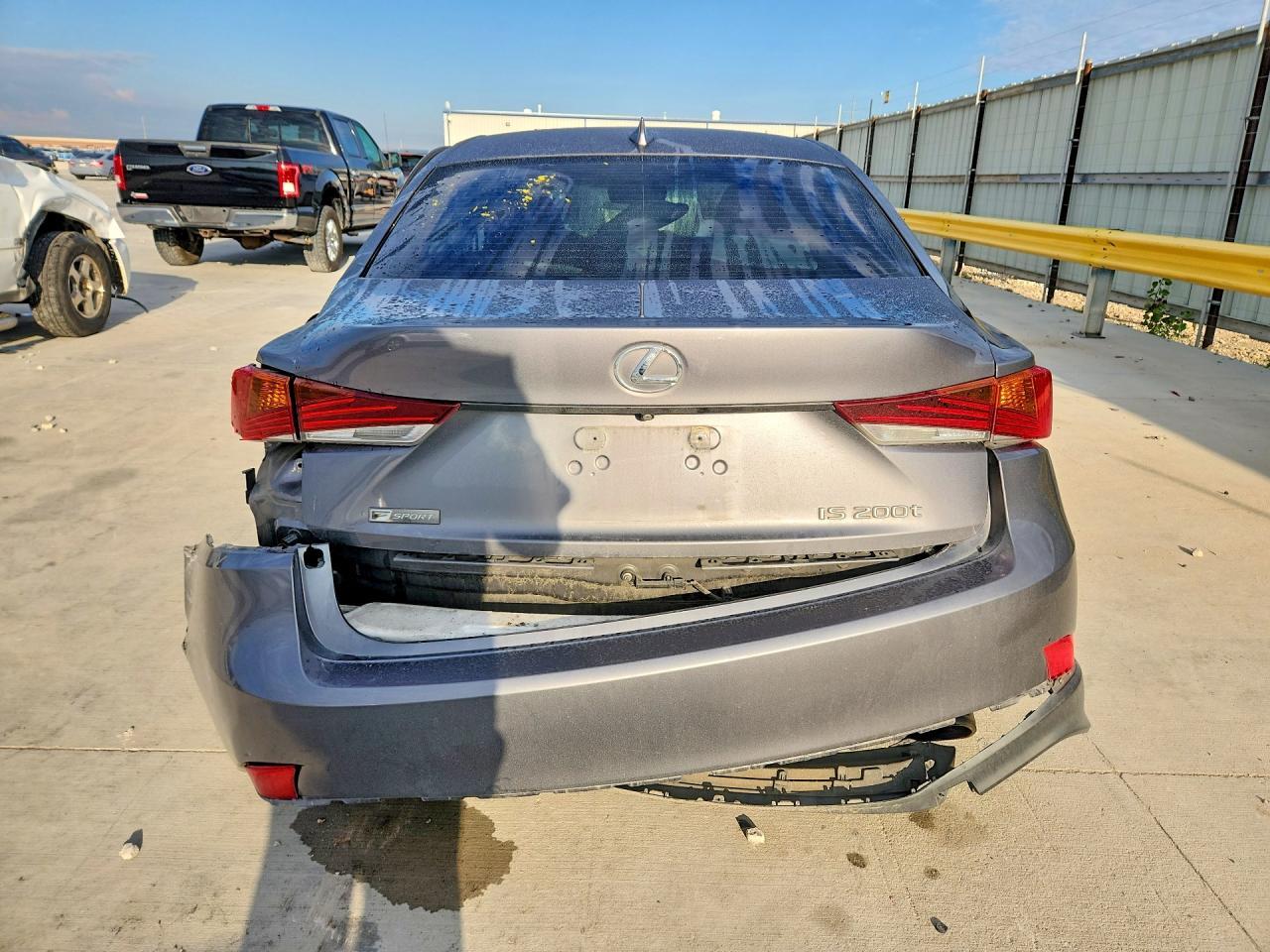 2017 Lexus Is 200T - zdjęcie 6
