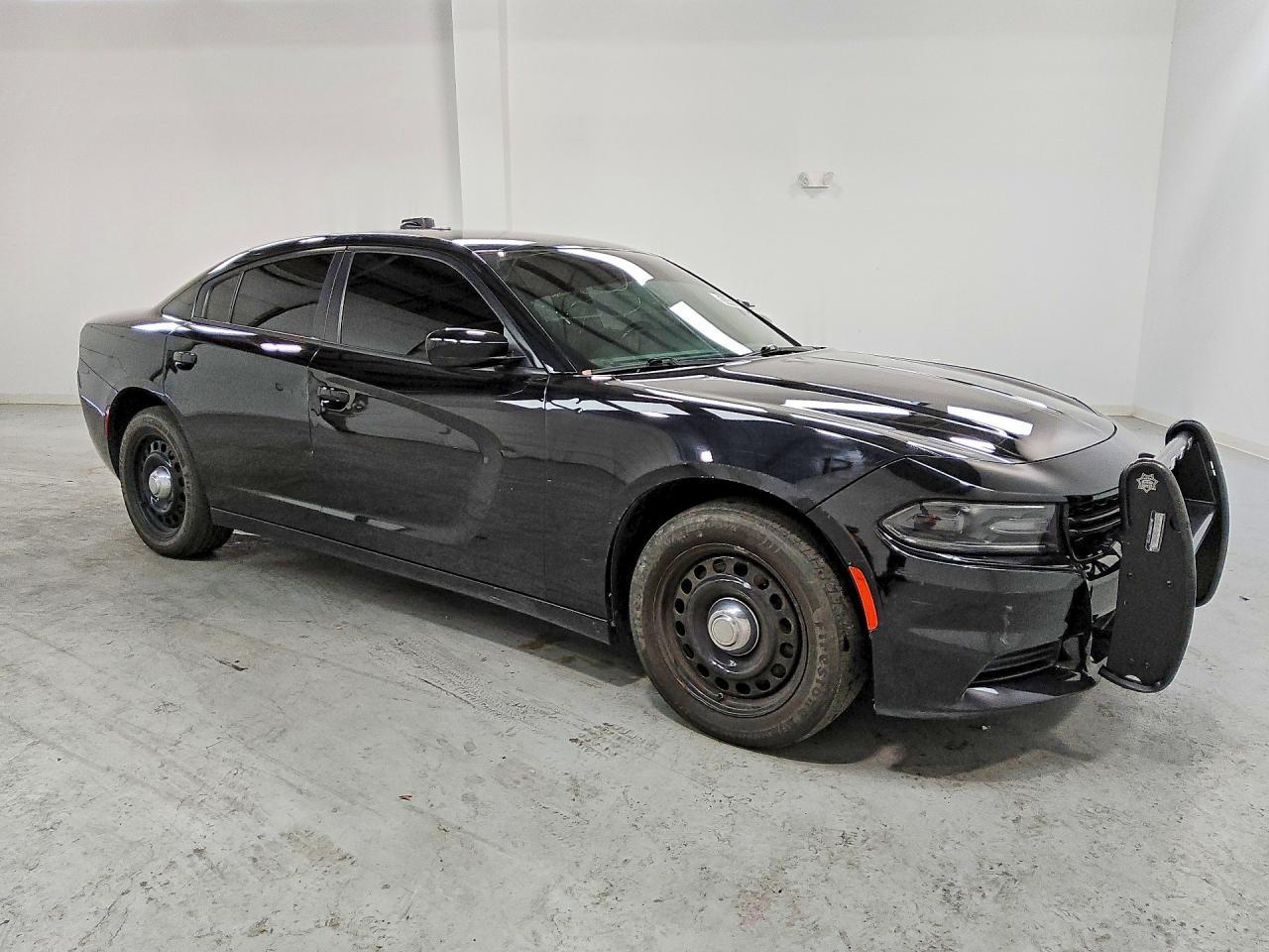 2019 Dodge Charger Police - zdjęcie 4