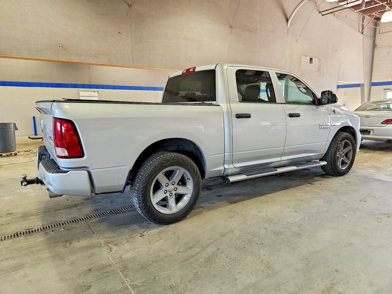 2013 Ram 1500 St - zdjęcie 3