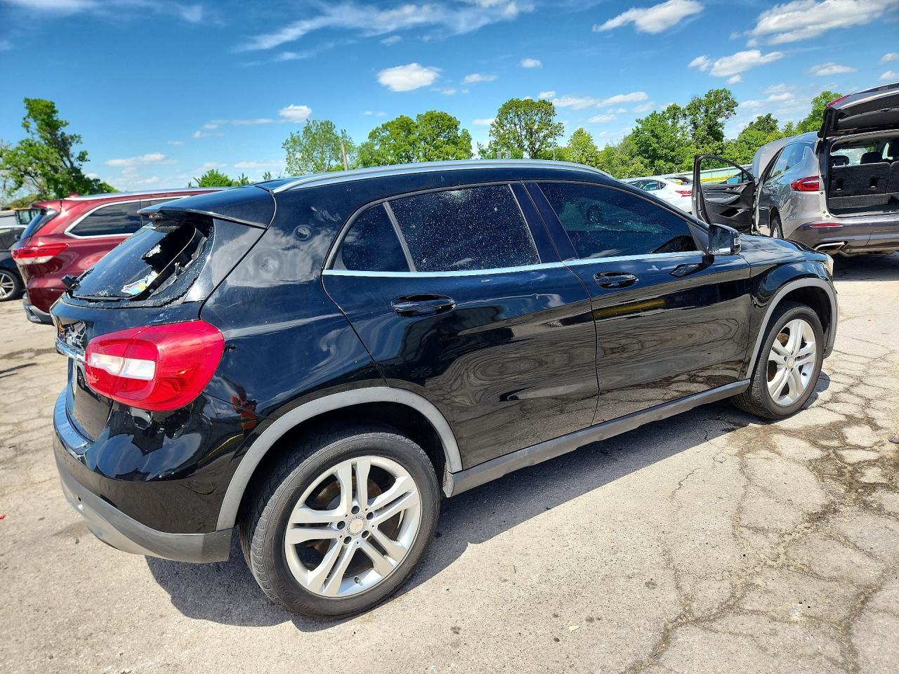 2017 Mercedes-Benz Gla 250 4Matic - zdjęcie 3
