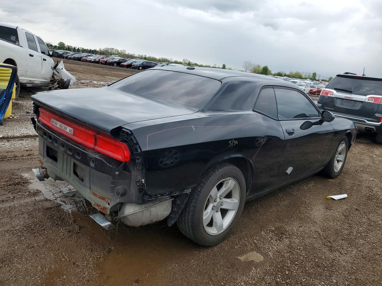 2014 Dodge Challenger Sxt - zdjęcie 3
