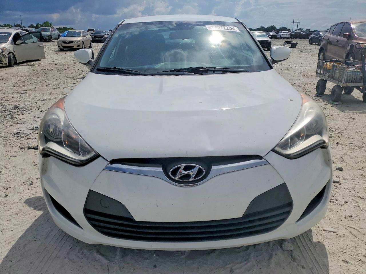 2016 Hyundai Veloster Base - zdjęcie 5