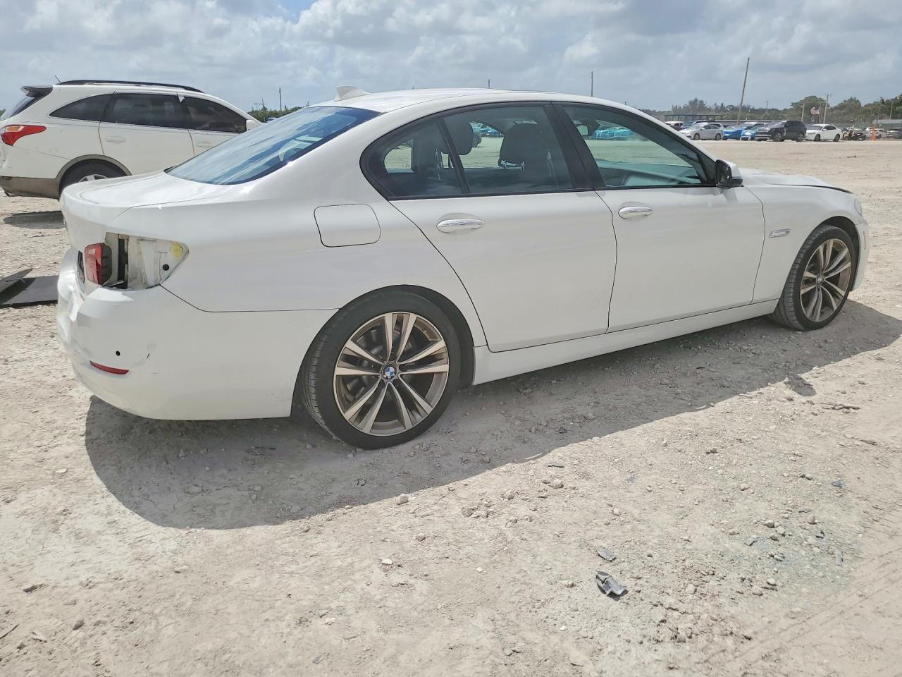 2016 BMW 528 I - zdjęcie 3