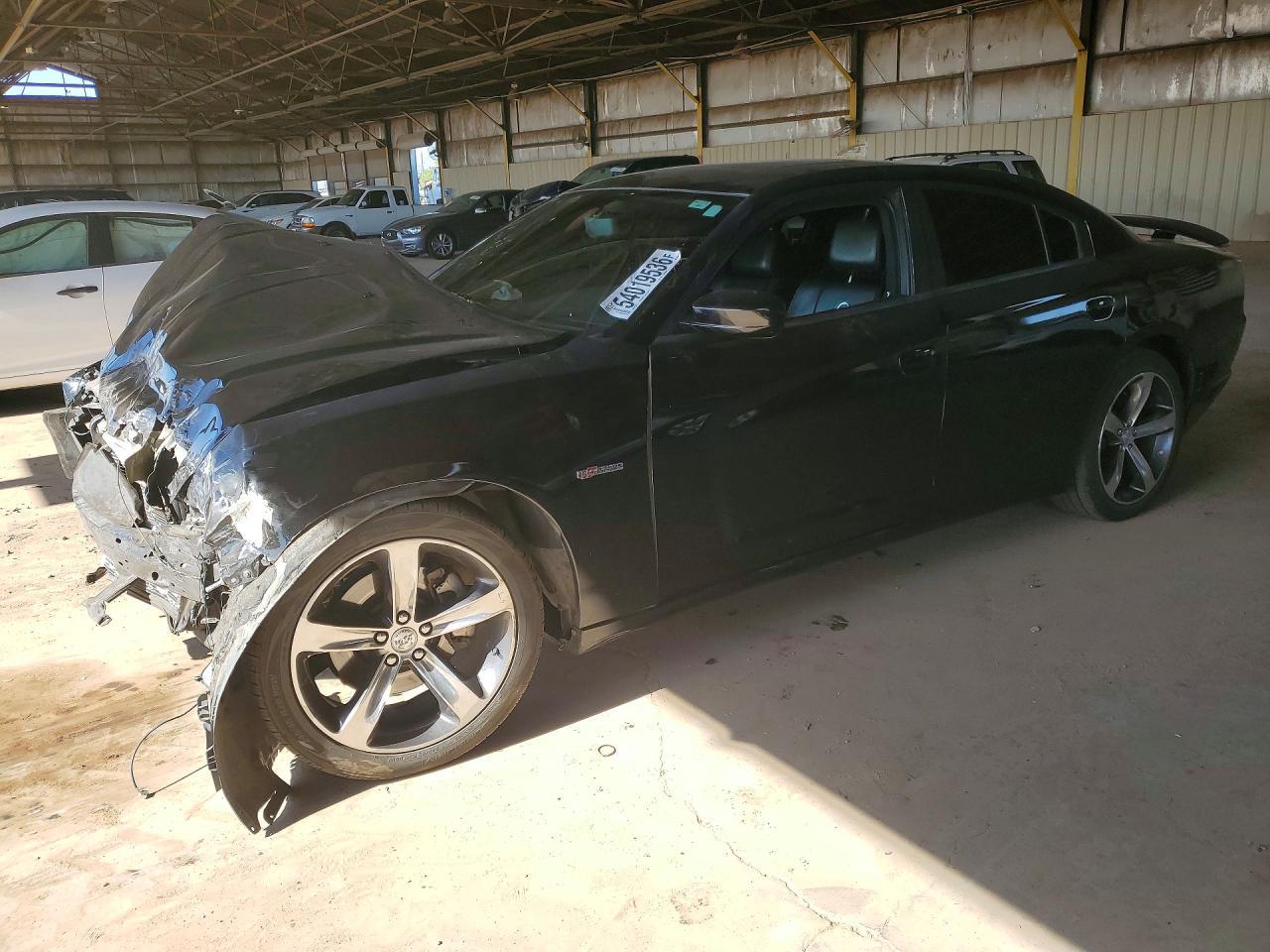 2014 Dodge Charger R - zdjęcie główne