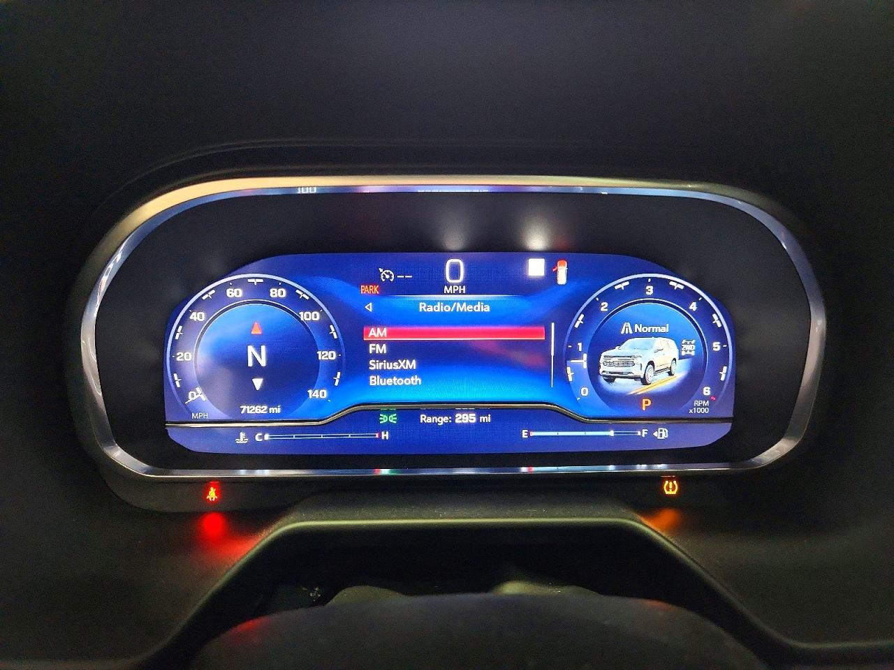 2022 Chevrolet Suburban K1500 Lt - zdjęcie 9