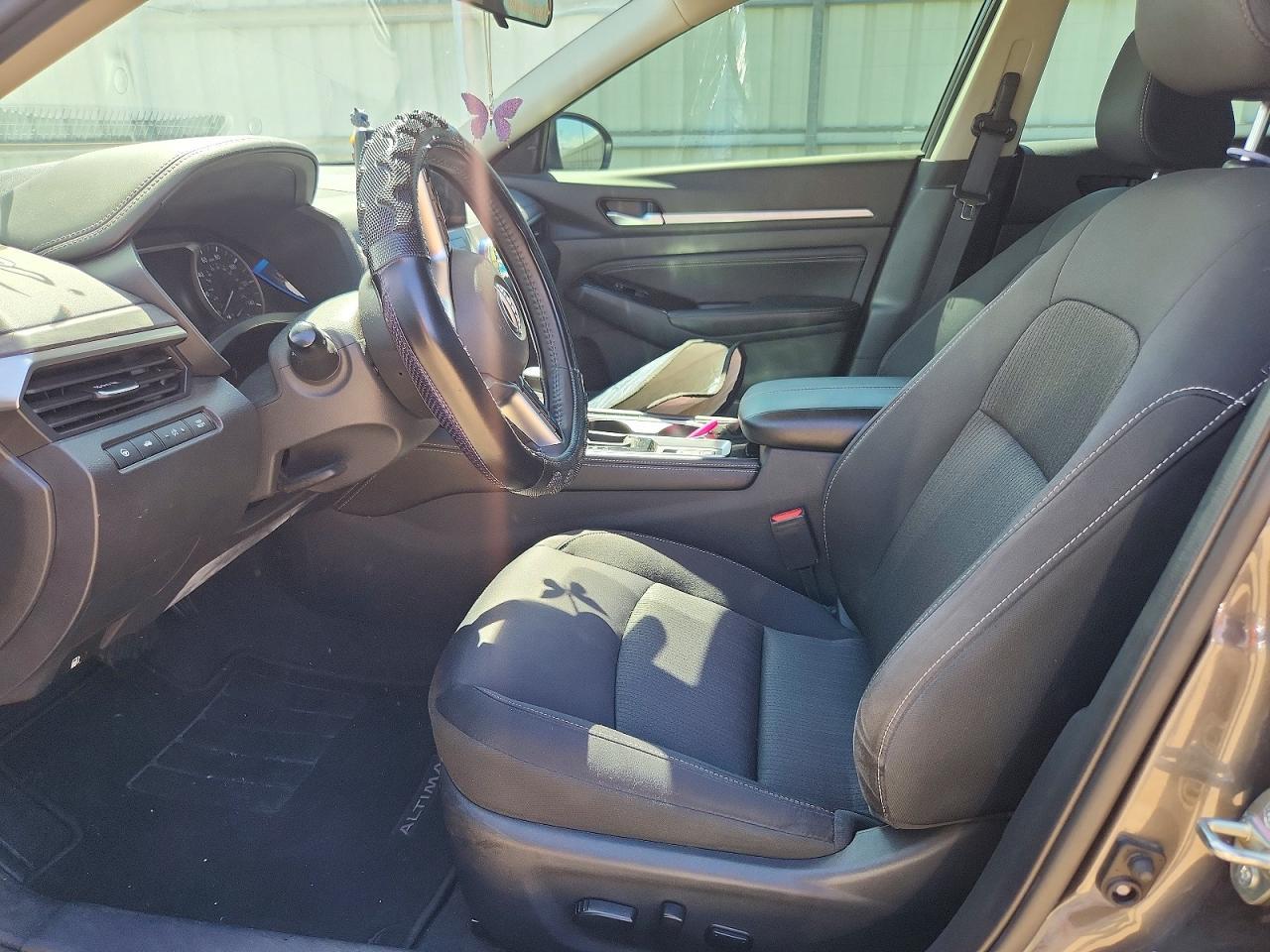 2023 Nissan Altima Sv - zdjęcie 7