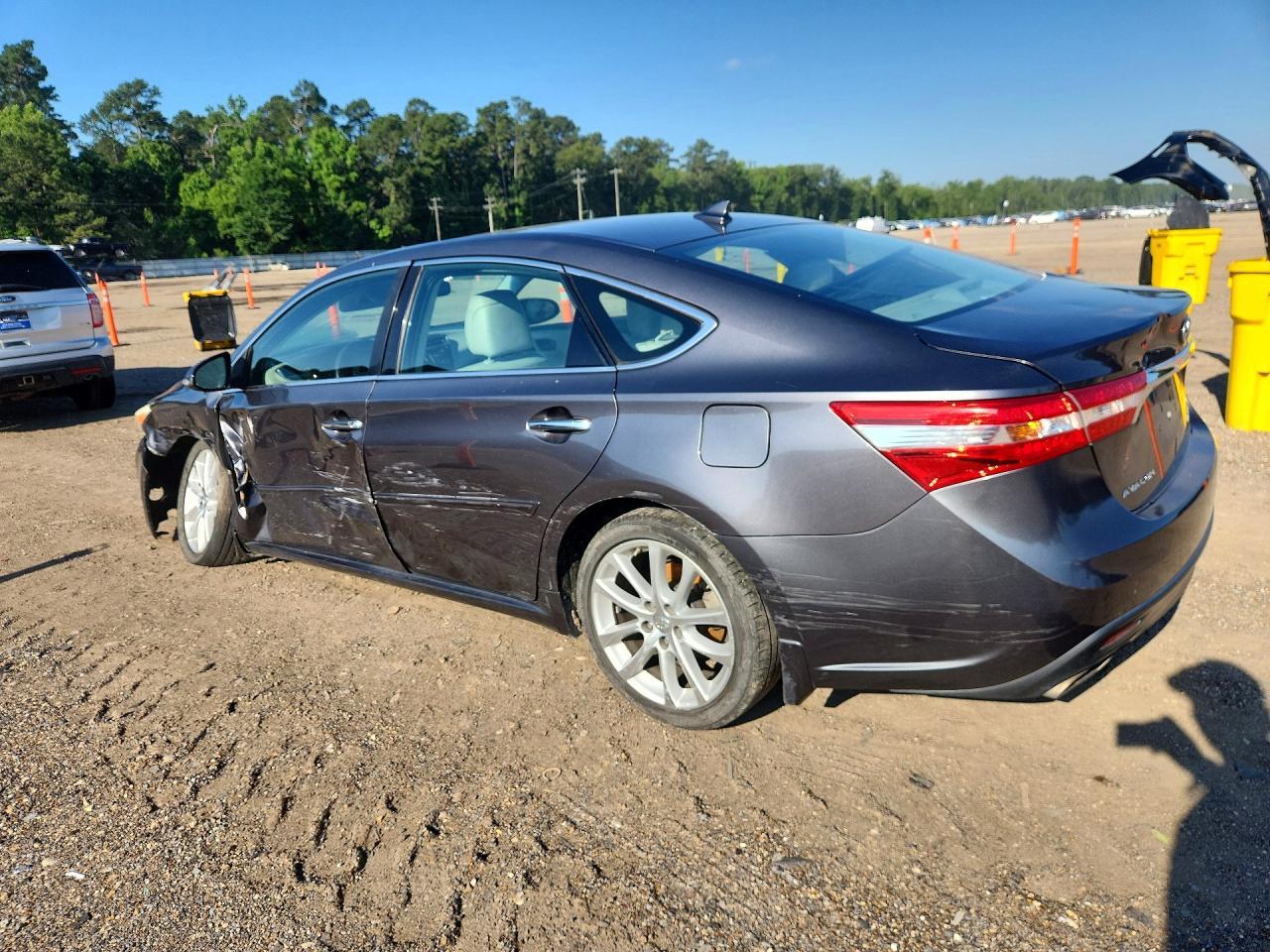 2014 Toyota Avalon Limited - zdjęcie 2