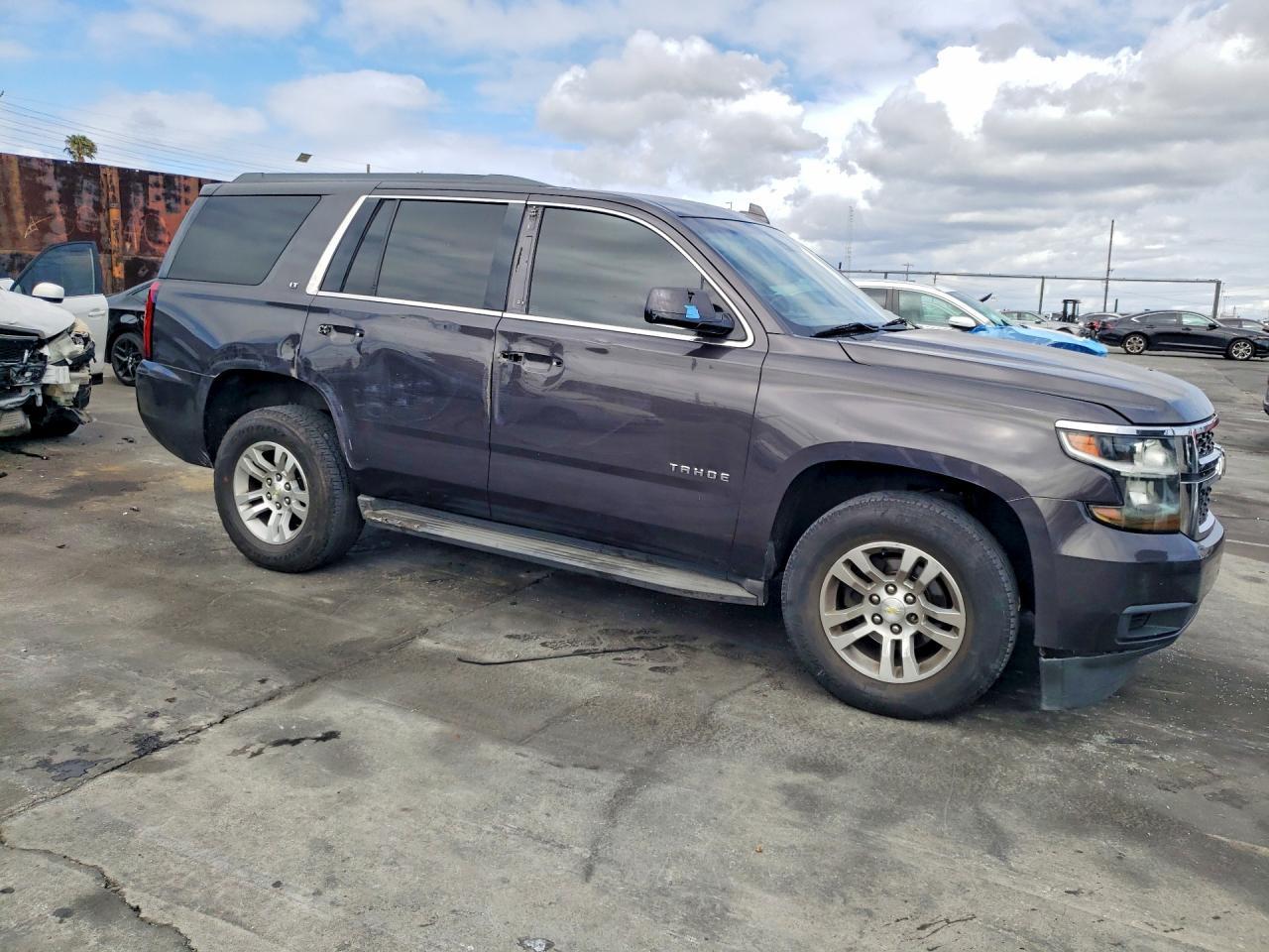 2015 Chevrolet Tahoe C1500 Lt - zdjęcie 4
