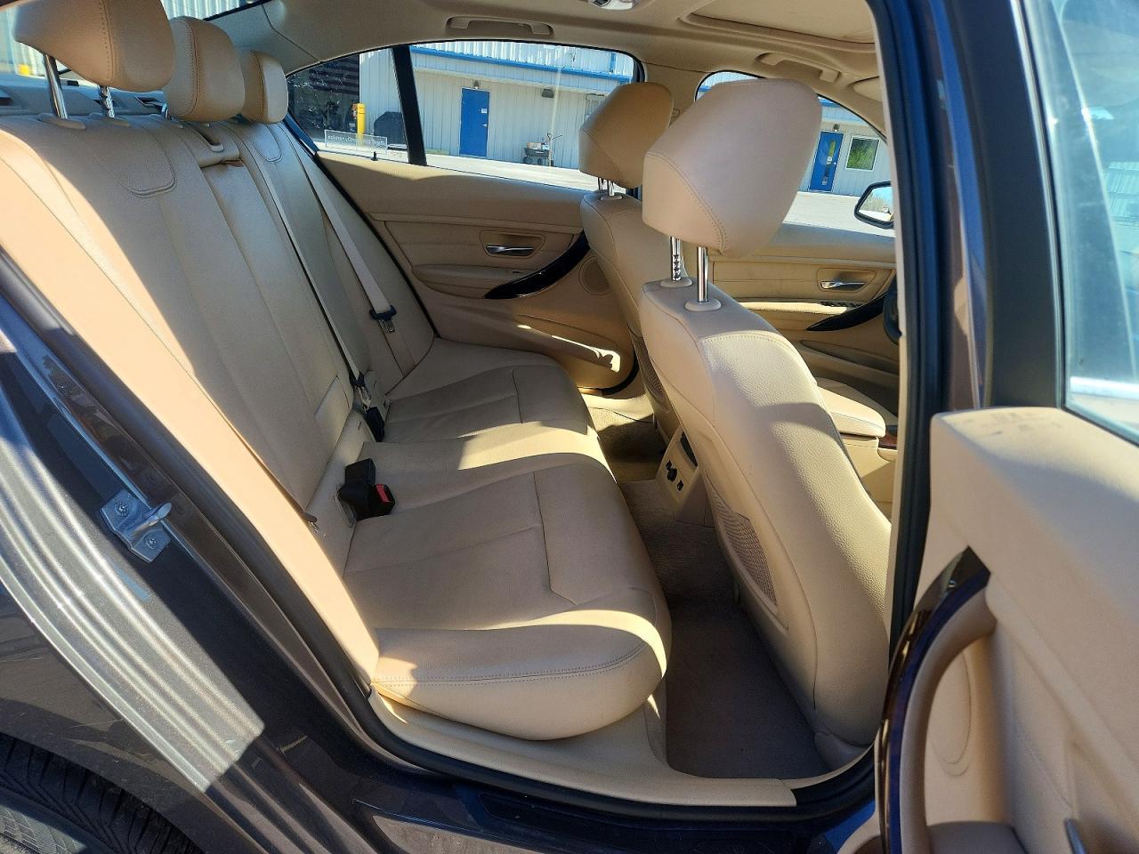 2015 BMW 328 Xi Sulev - zdjęcie 10